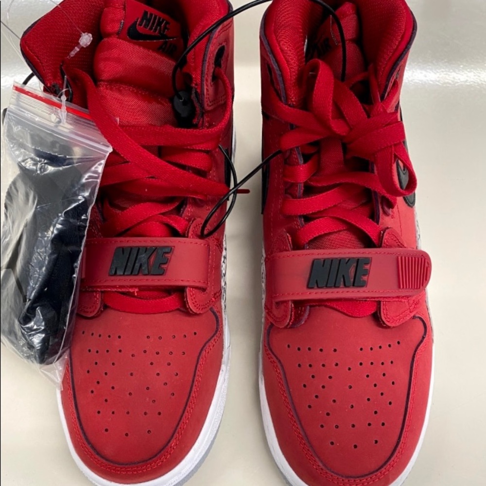 Jordan 312 Legacy Red